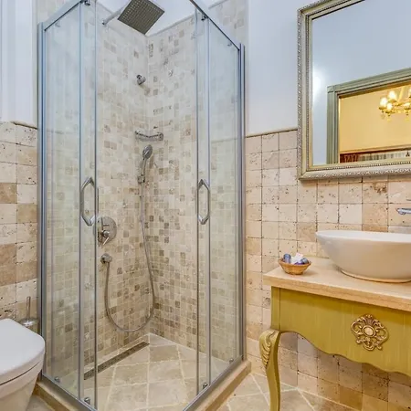 Bel Canto (adults Only) * אלאקאטי